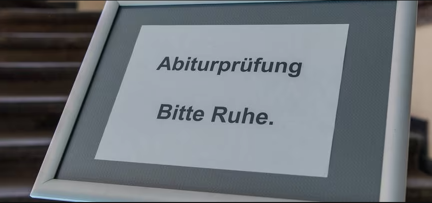 Start des Abiturs im SWR Rundfunk