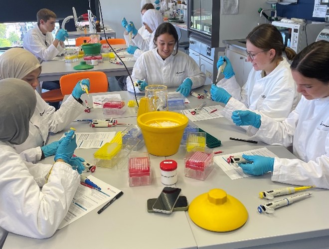 Biologie-LK auf Schnupperkurs