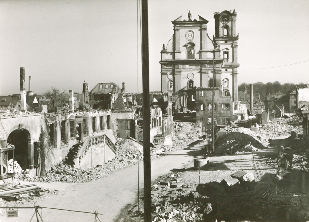 Marktstraße 1945